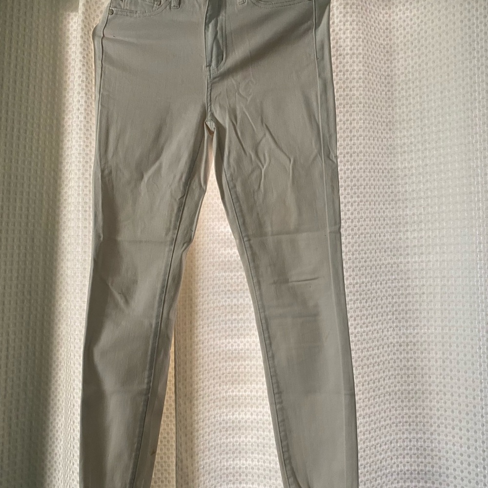 Judy Blue White Jeans